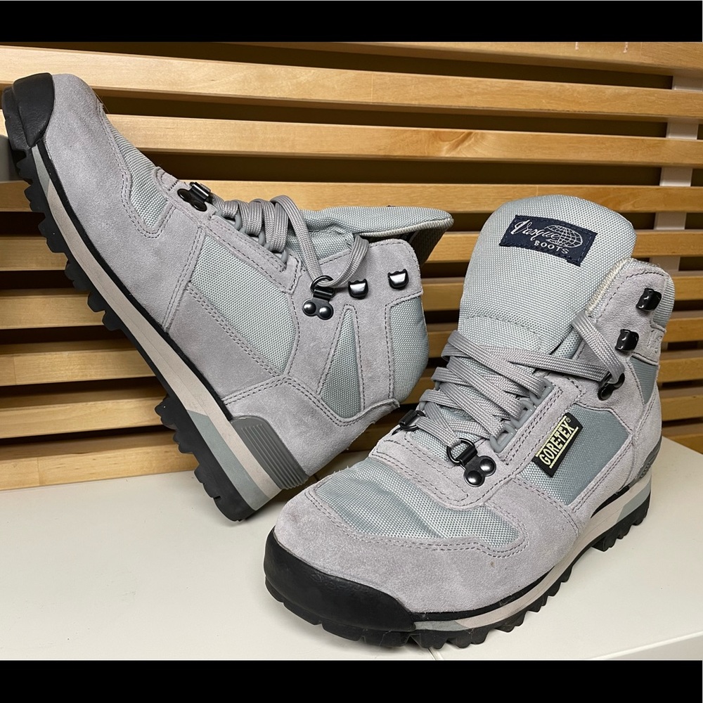 *new* WOMENS VASQUE BOOTS GTX CLARION ‘88(sz 9)